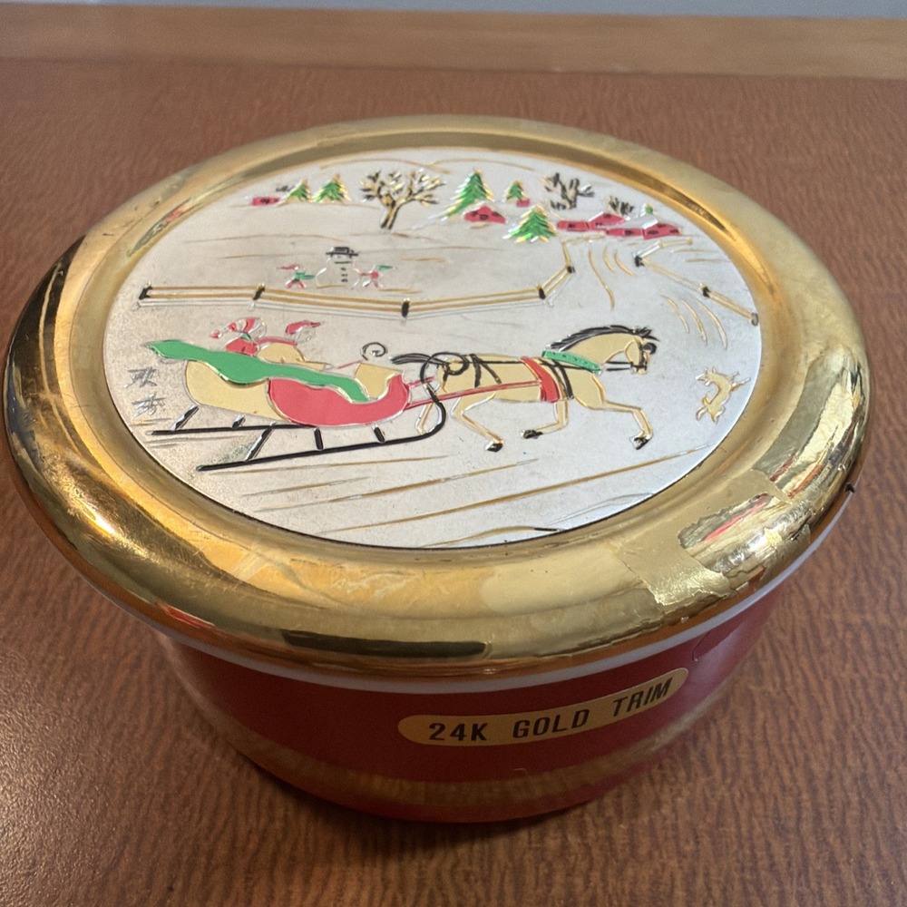Himark Happy Holidays Winter Sleigh Scene Round Trinket Candy Dish ~ 24K Trim